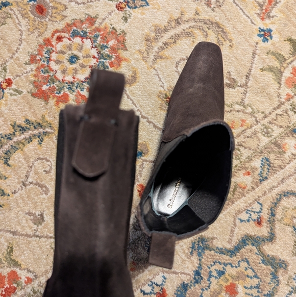 Reformation Roberta Kitten Heel Chelsea Boot - Picture 11 of 13